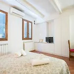 Super Central Apartment
