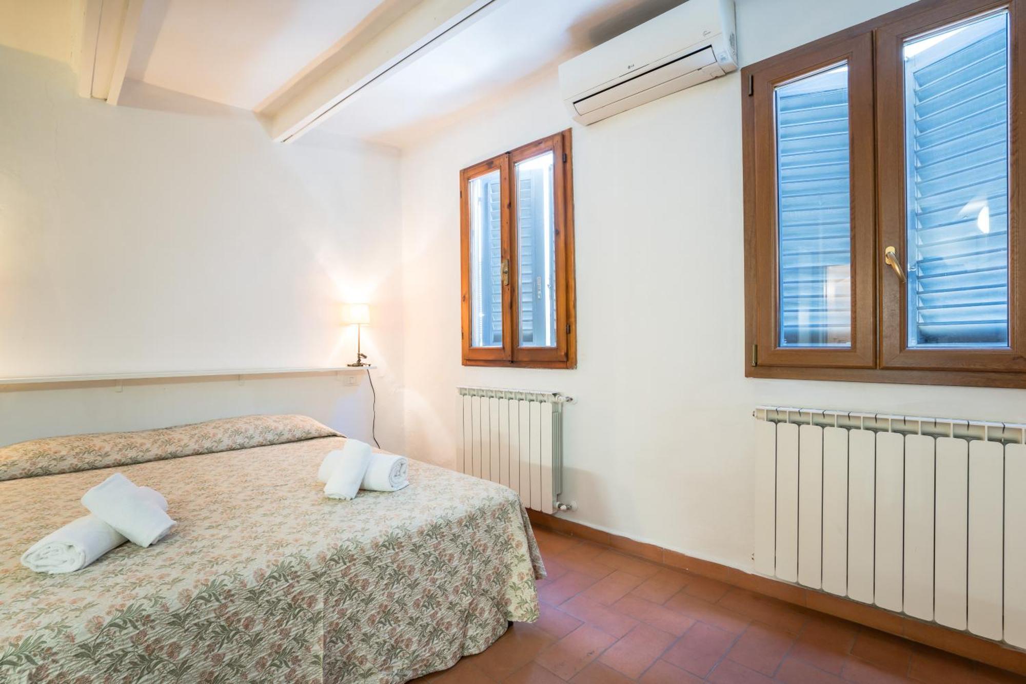 Apartment Super