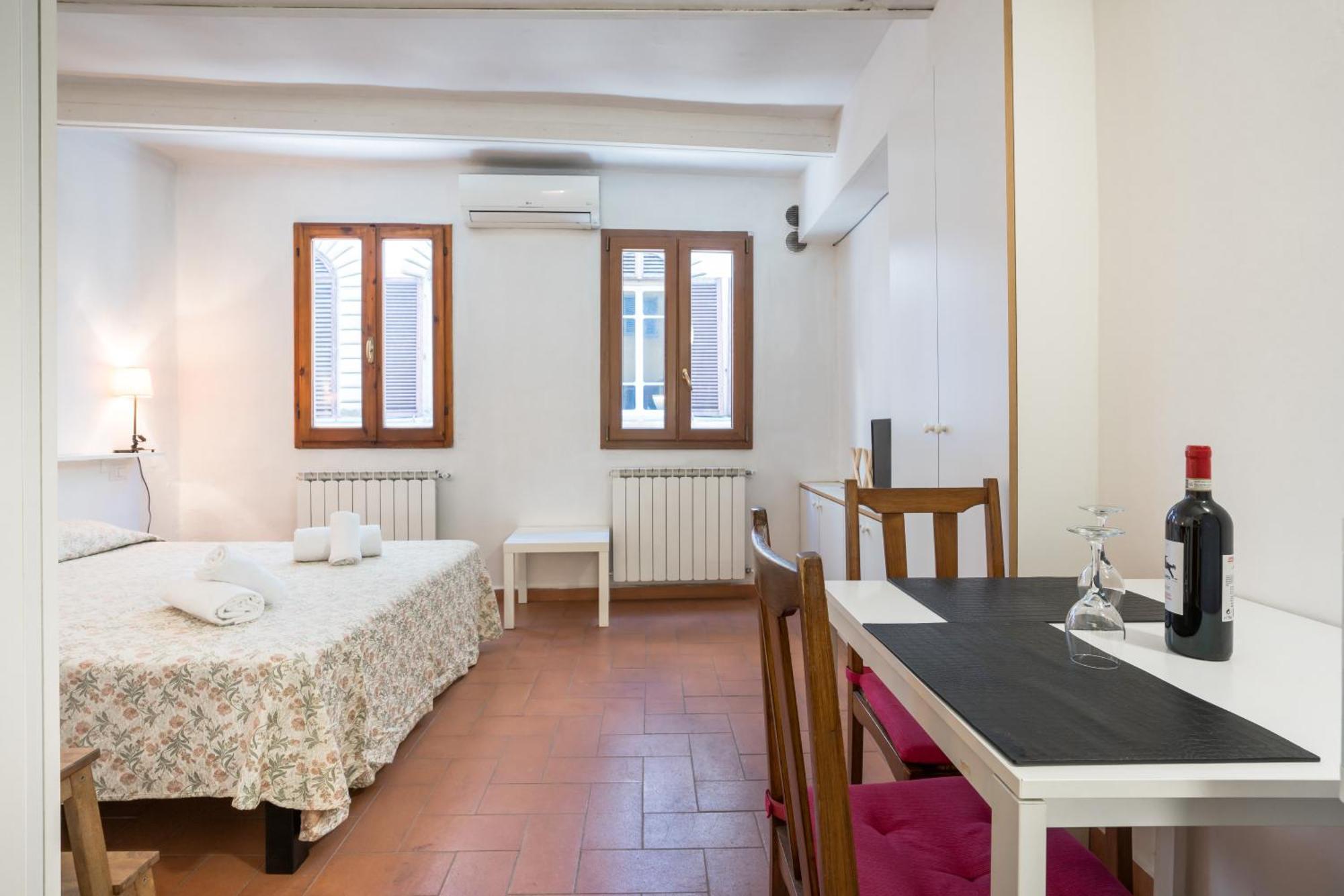 Apartment Super